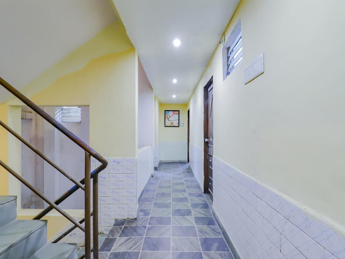 Oyo 80678 Shreenath Residency Nova Deli Exterior foto